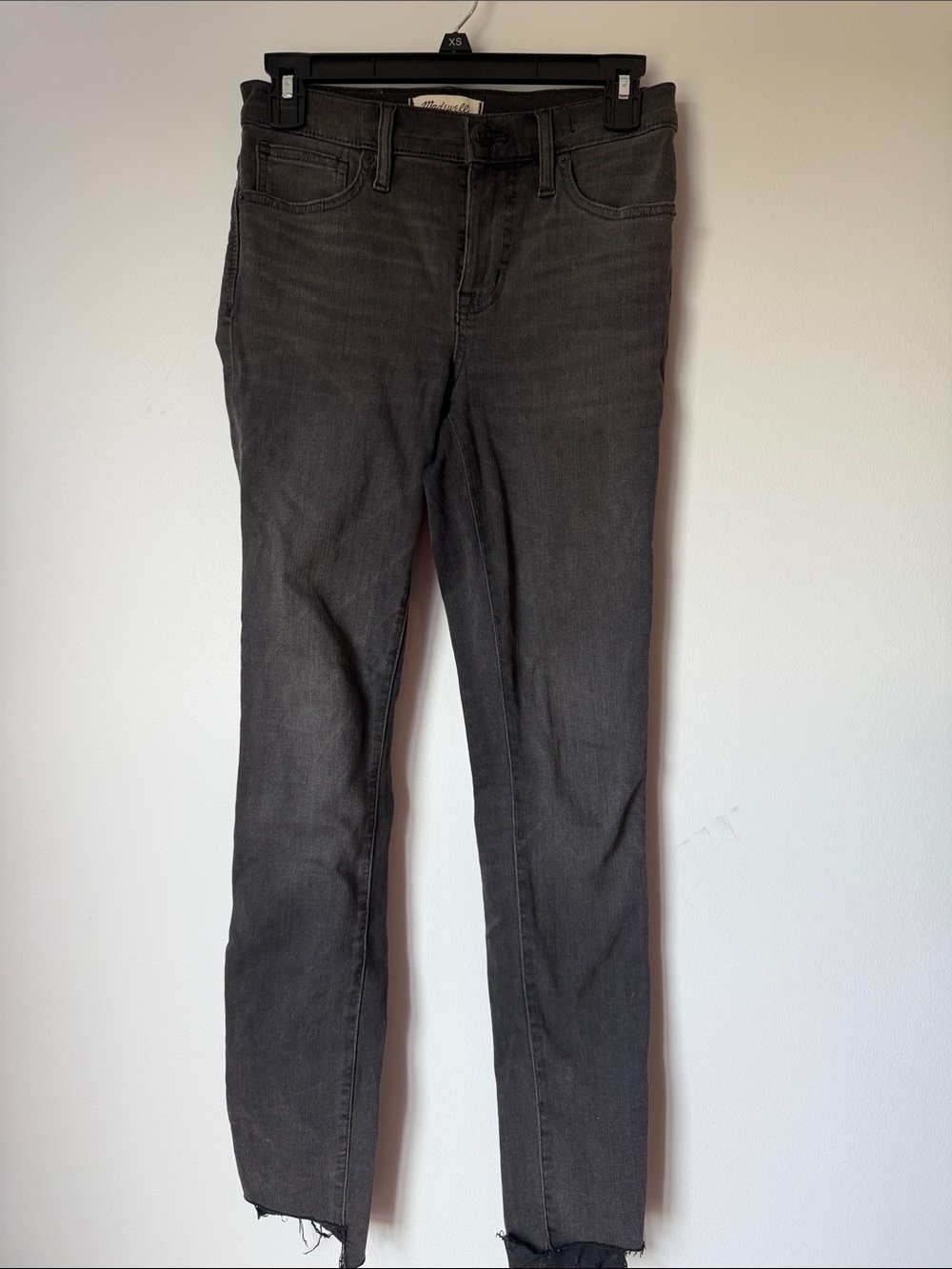Madewell Slim Skinny Jeans in Charcoal Gray/black 9” high-rise skinny jeans